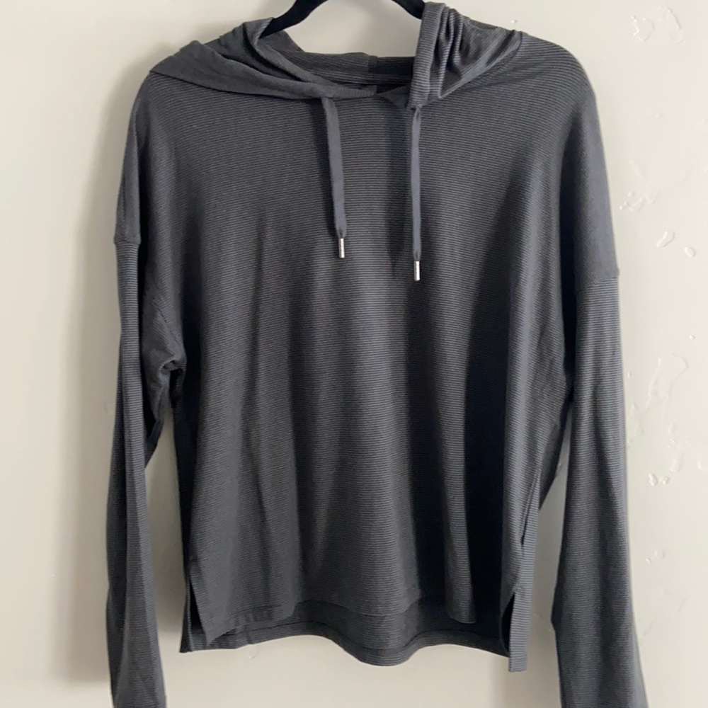 Women’s gray striped long sleeve